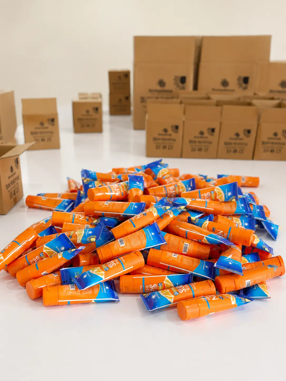 Skynora private label cosmetic packaging
